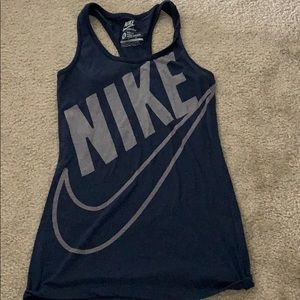 Women’s Nike workout top